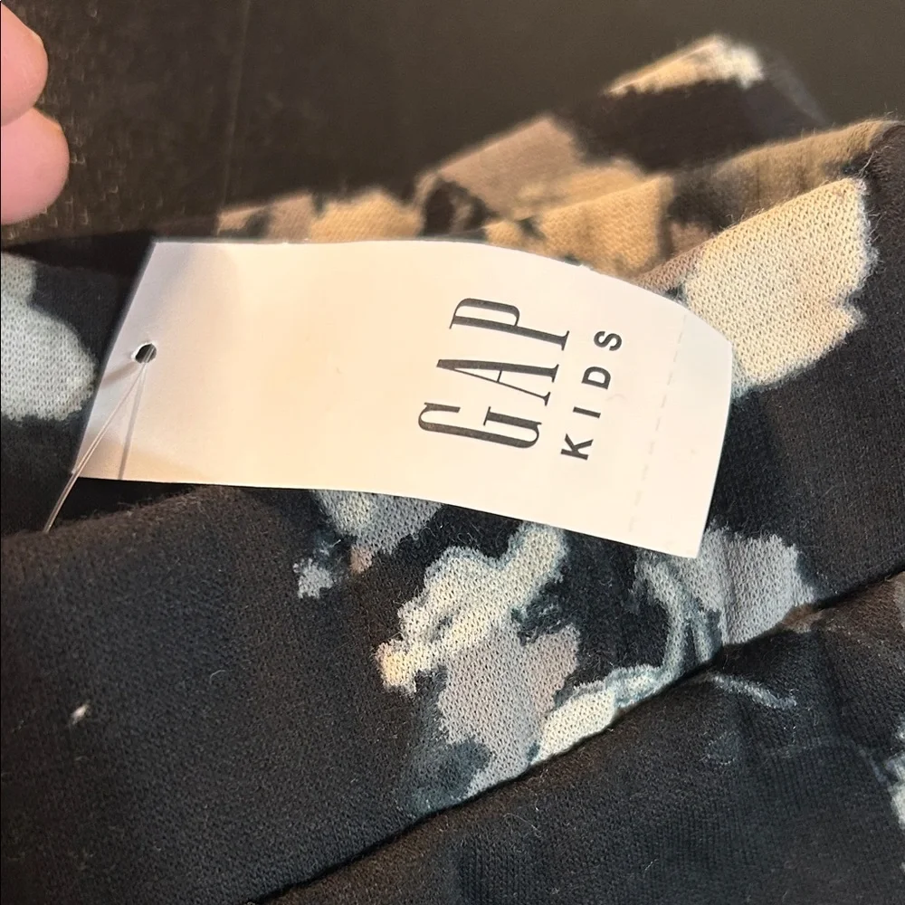 GAP Kids Black‎ and White Floral Leggings